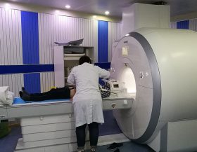 MRI_scanner_wikimedia